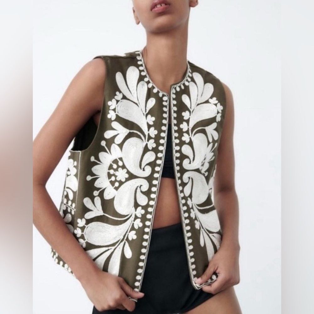 Zara Stephanie Vest Khaki w/ Cream Embroidery Small
